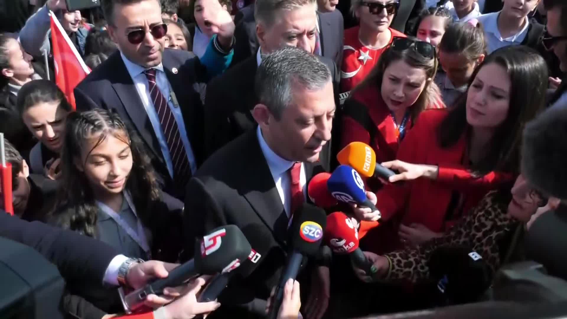 Özgür Özel: “Saat 17.00’de bütün Ankaralılarla birlikte kurduğumuz Meclis’ten kurucumuz Atatürk’e yürüyeceğiz”