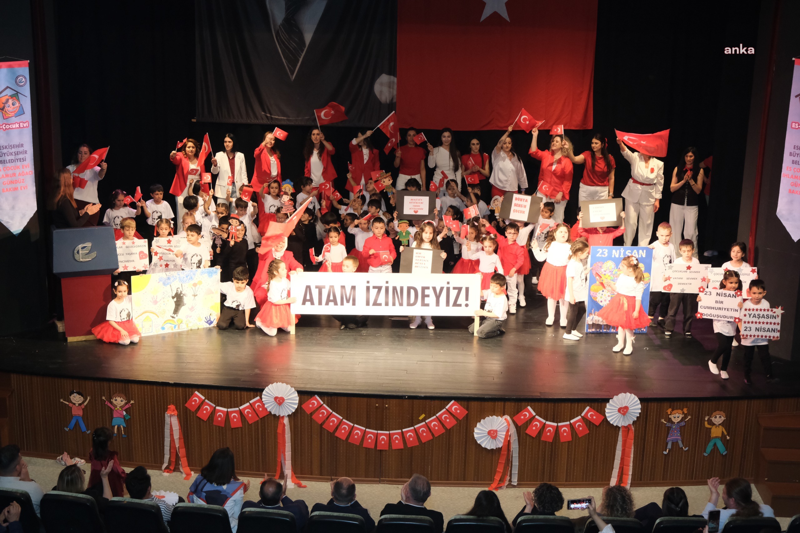 Eskişehir'de minikler 23 Nisan'ı coşkuyla kutladı