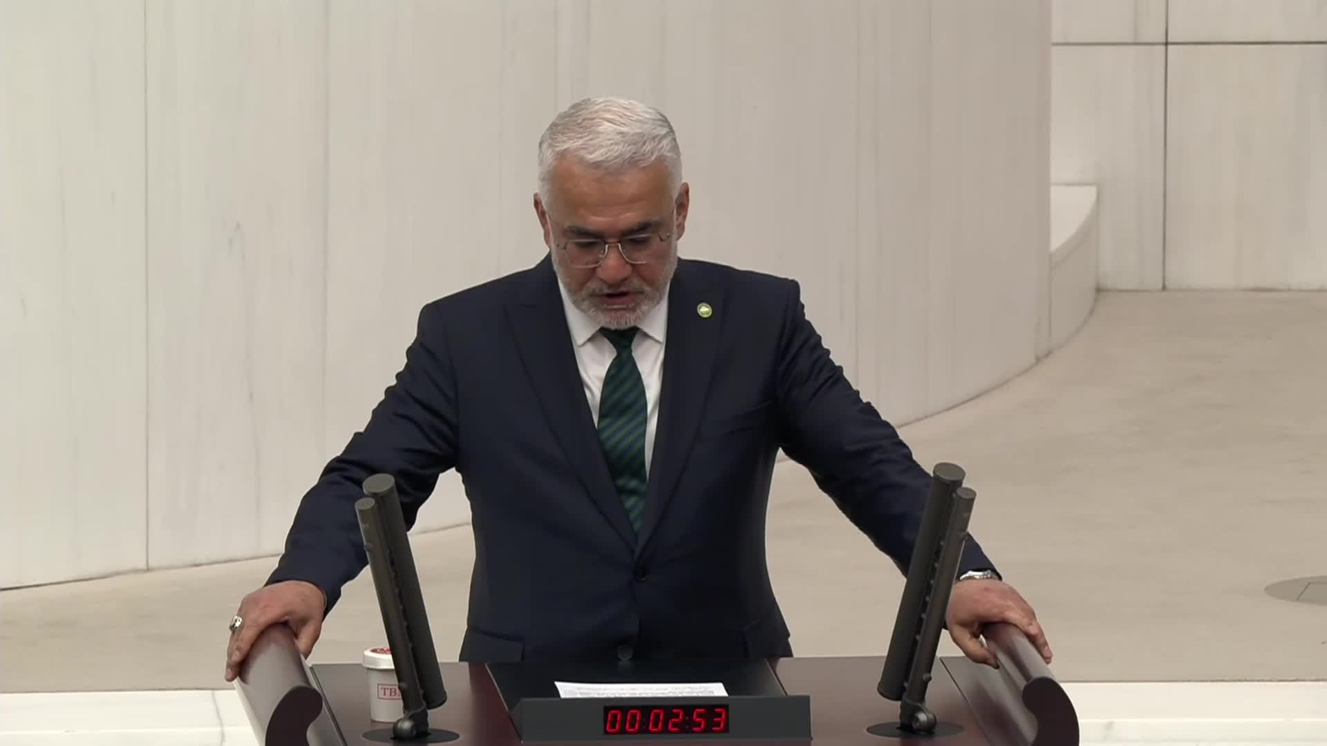 TBMM Genel Kurulu Özel Oturumu... Zekeriya Yapıcıoğlu: "Sapkın akımların saldırısı altındaki aile kurumunu koruyacak tedbirleri hayata geçirmeliyiz"