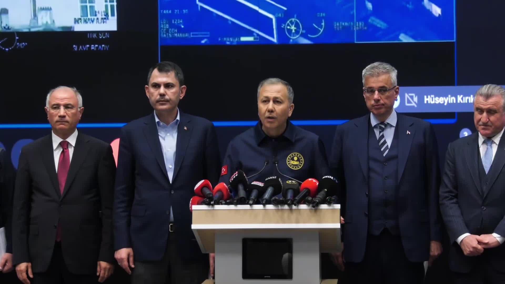 Bakan Ali Yerlikaya'dan İstanbul depremiyle ilgili açıklama: 127 artçı deprem meydana geldi