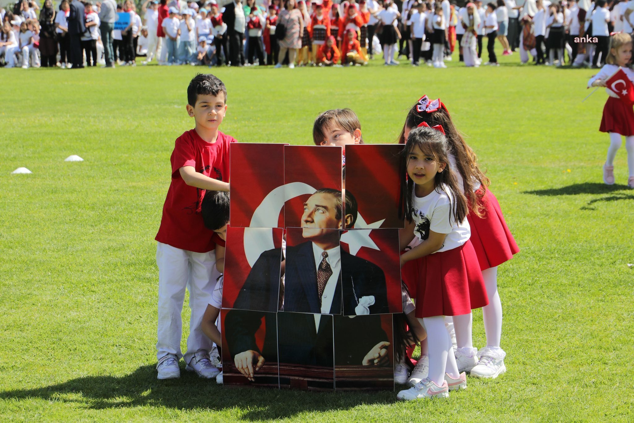 Burhaniye'de 23 Nisan coşkuyla kutlandı