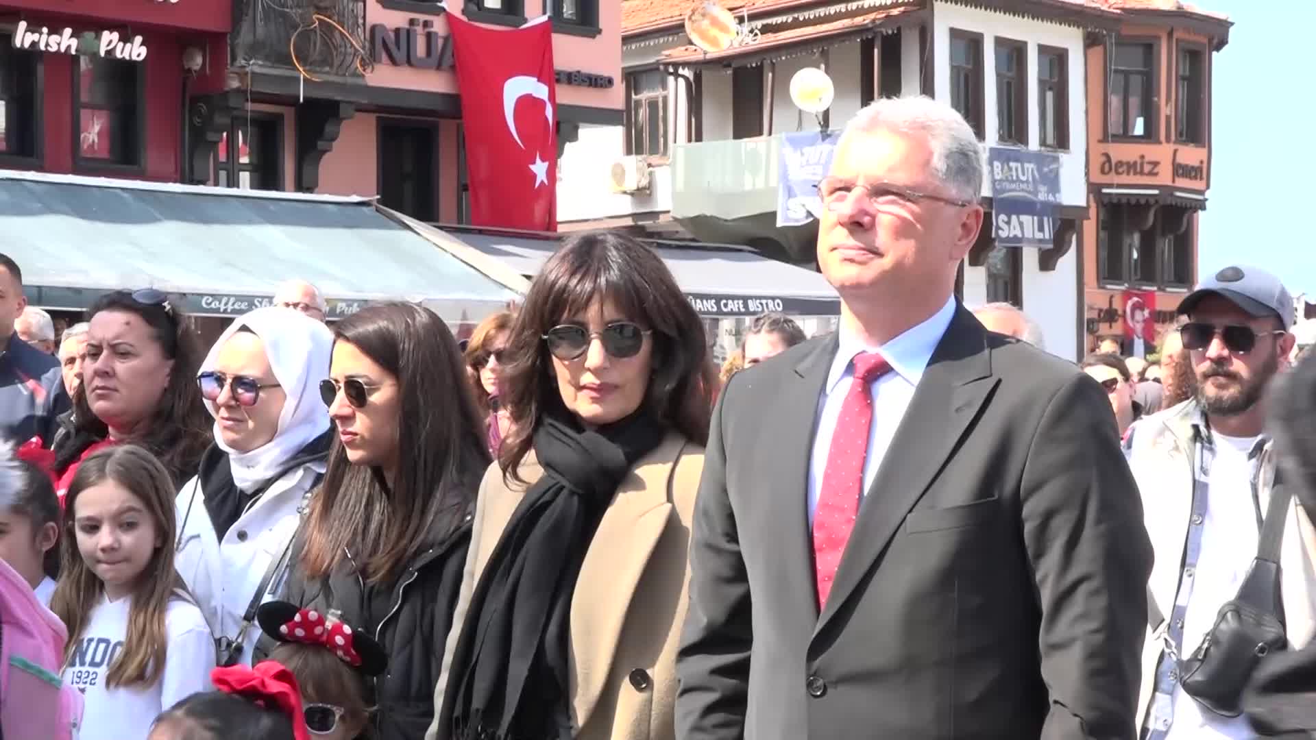 Mudanya’da 23 Nisan’da çocuklarla geleceğe sözleşme... Belediye Başkanı Dalgıç: "Belediyecilik yalnızca altyapı değil, geleceğe umut inşa etmektir"