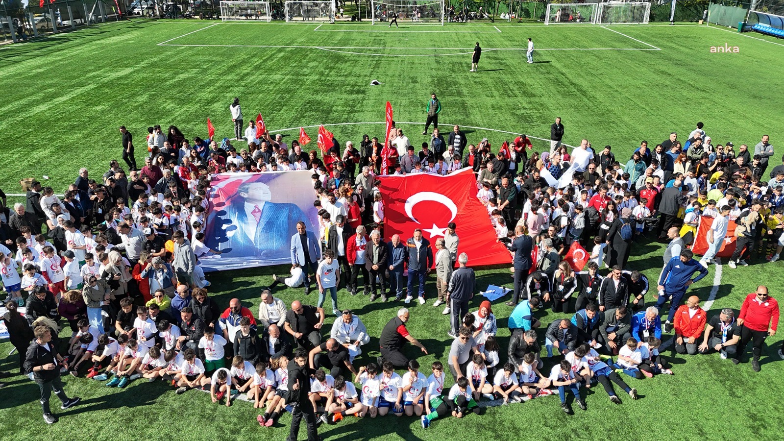 Ataşehir’de 23 Nisan coşkusu gün boyu sürdü