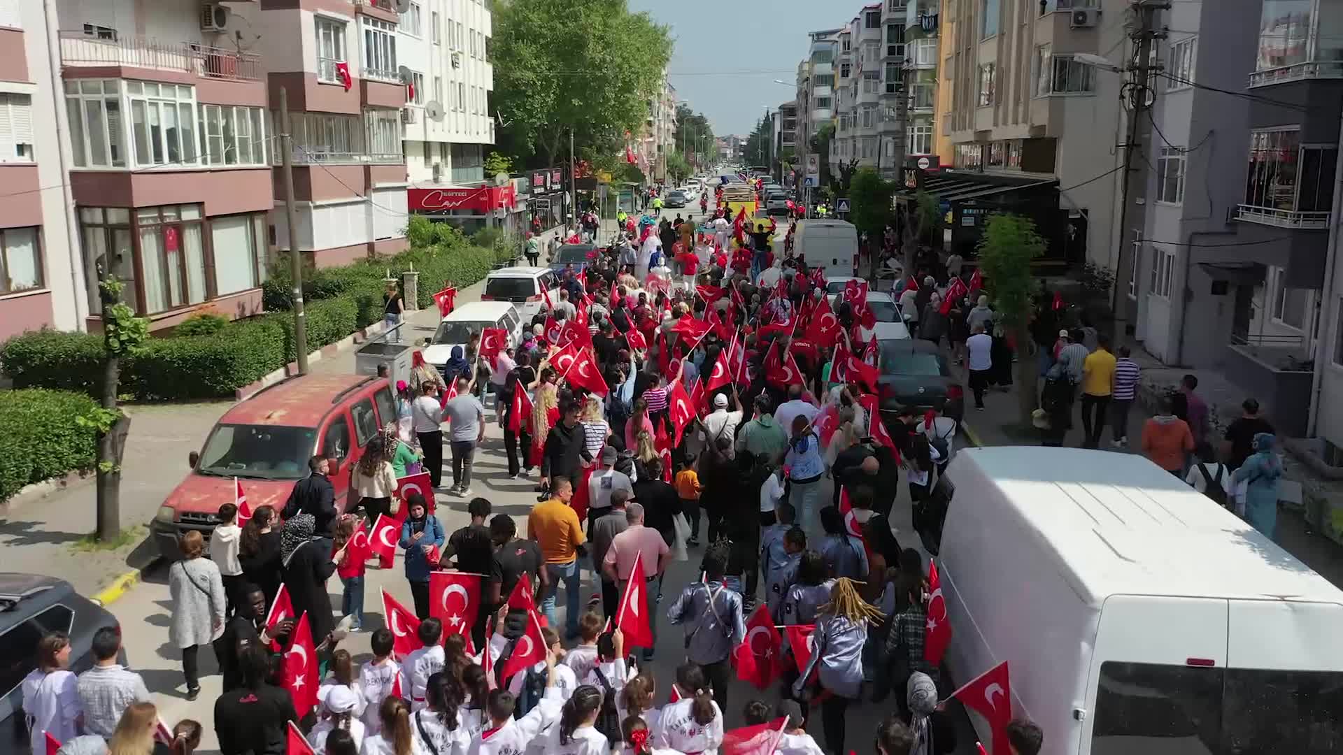 23 Nisan coşkusu tüm Balıkesir’i sardı