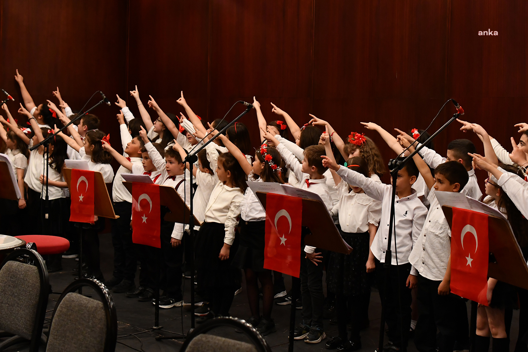 Tepebaşı Belediye Başkanı Ataç: "Bugün Türkiye’de parmakla gösterilen bir orkestrayız"