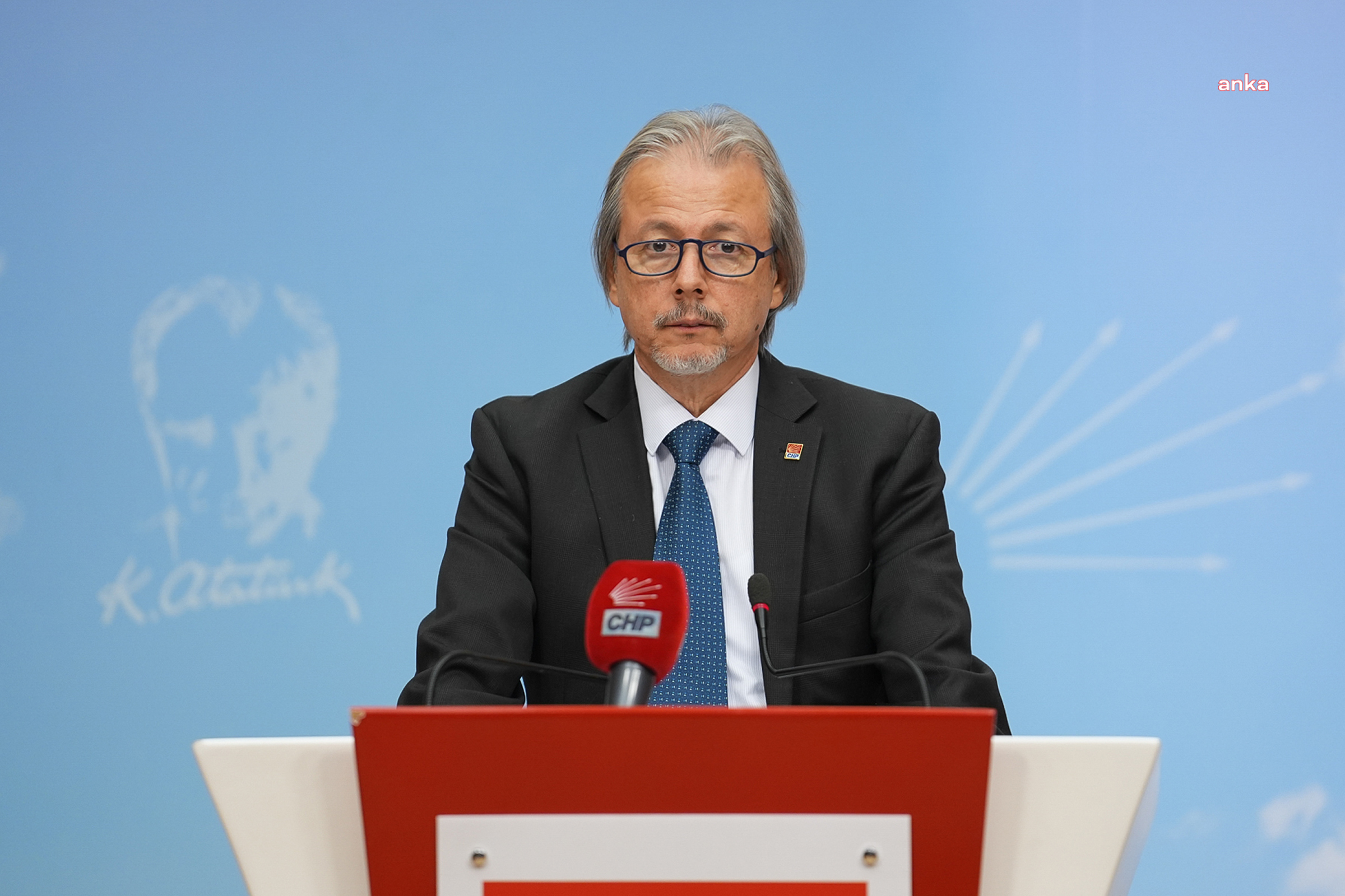 CHP Dış Politika Koordinatörü Uzgel’den Bakan Fidan’a: Türkiye'nin dış politikası sizin aile meseleniz değil. Kıbrıs davası, sizin ailevi davanız değil