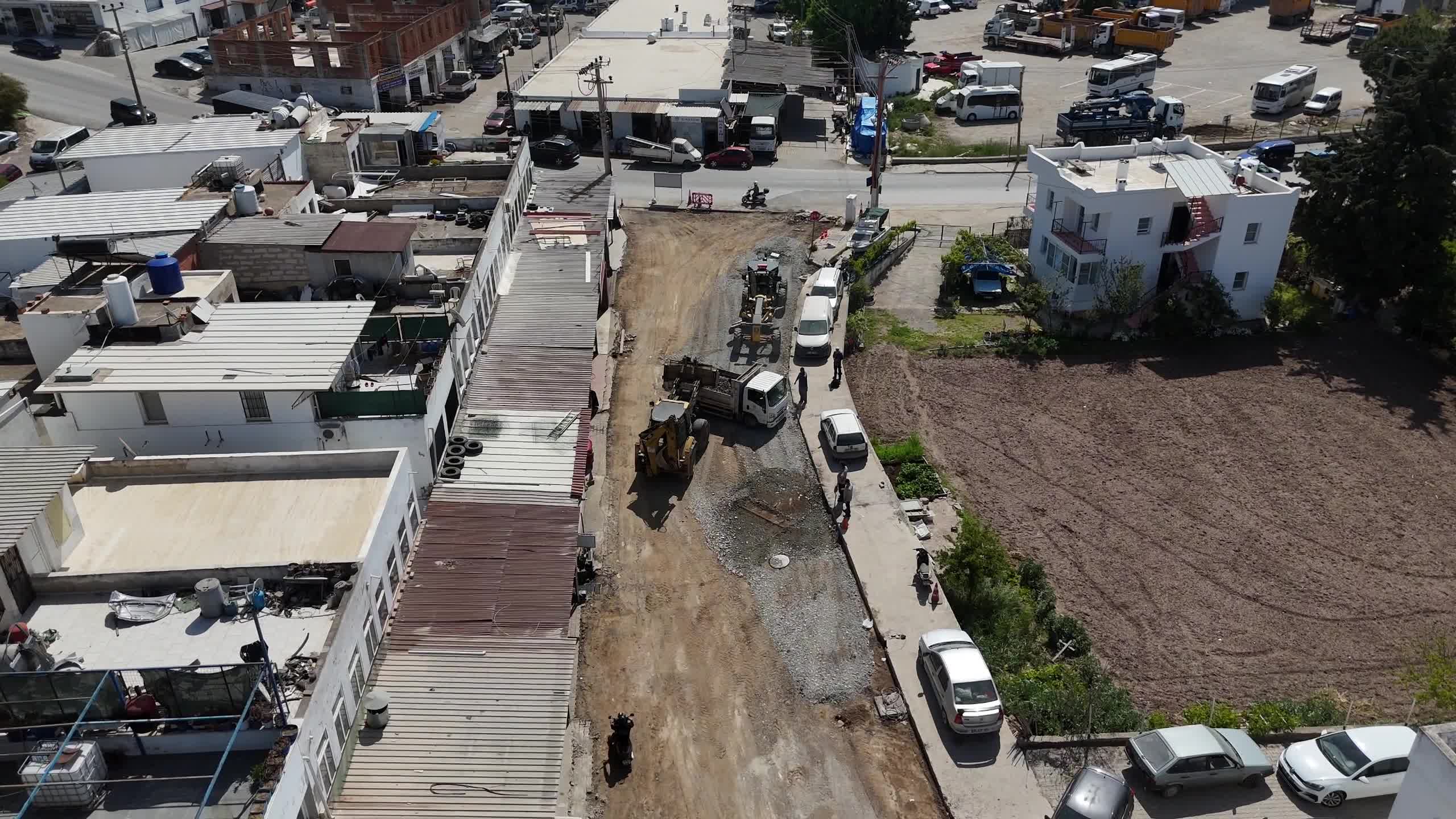Bodrum Belediyesi asfalt çalışmalarına devam ediyor
