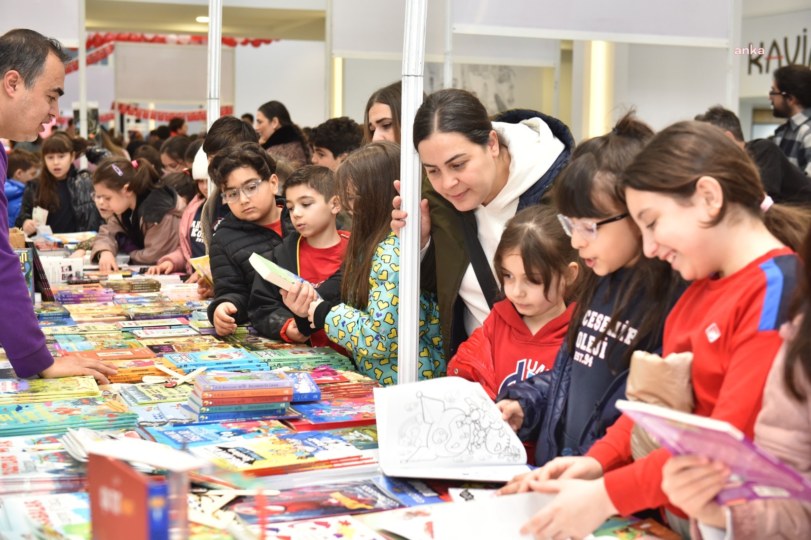 Ortahisar Belediyesi’nin Çocuk Kitap Fuarı ve Çocuk Festivali devam ediyor