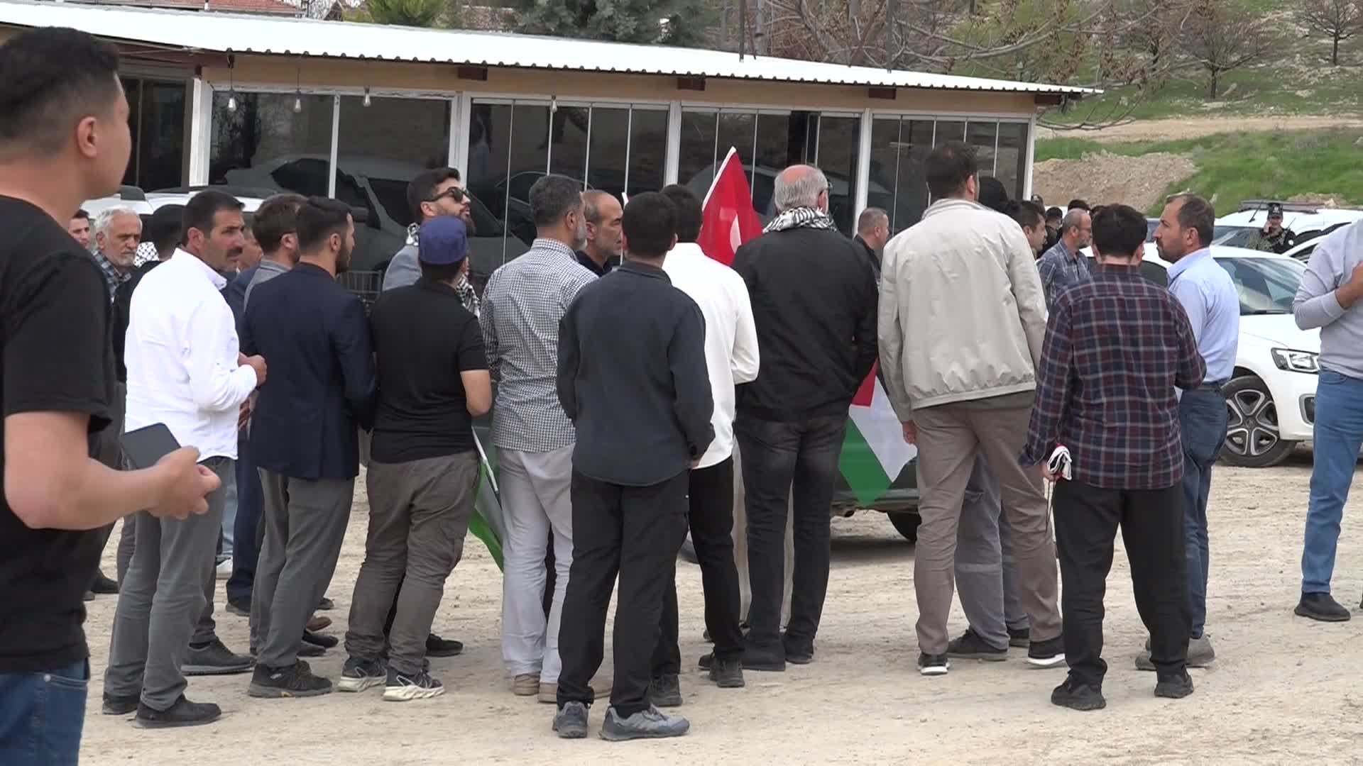 Anadolu Gençlik Derneği'nden Malatya'da İsrail bağlantılı nakliye şirketine protesto