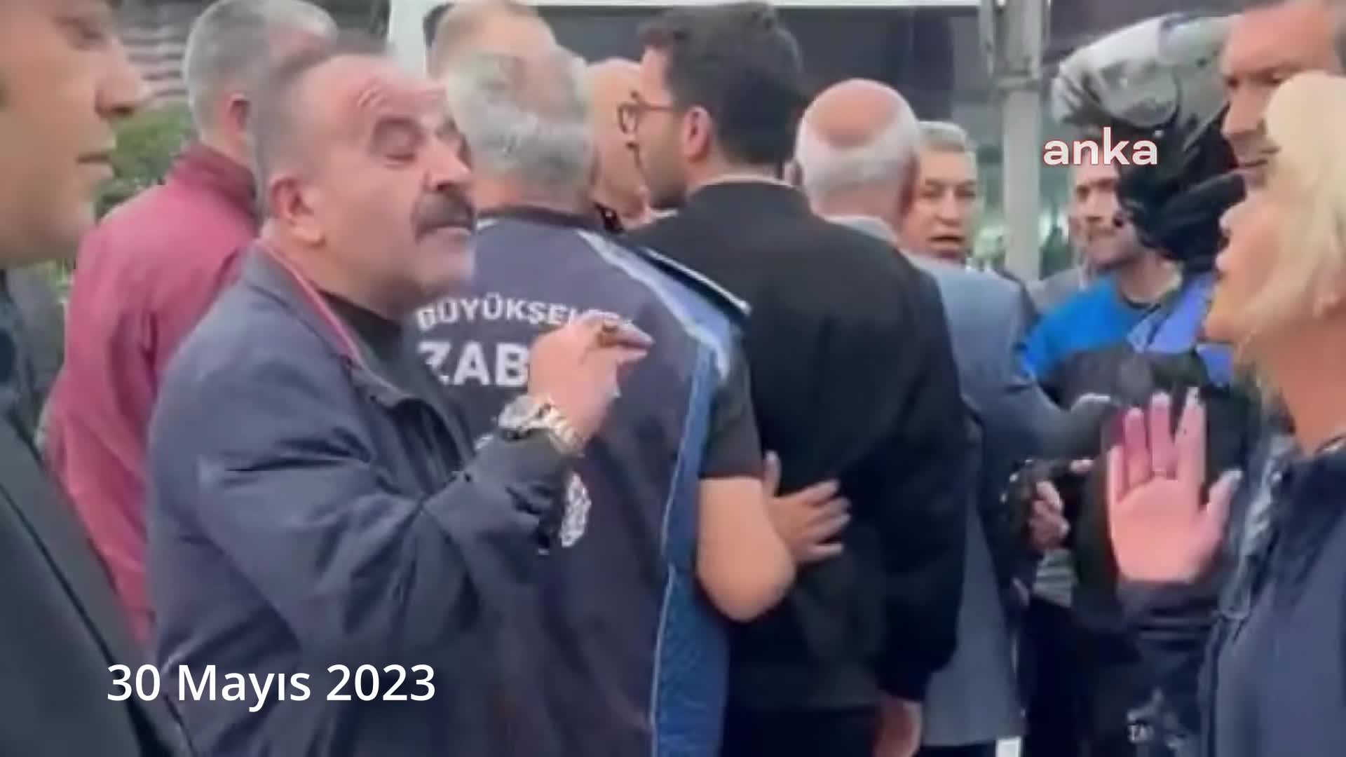 İstanbul Büyükşehir Belediyesi’ne yönelik operasyonda ikinci dalga… Kaçak kafe yıkımı sırasında saldırıya uğrayan İmar Müdürü Ramazan Gülten de gözaltında