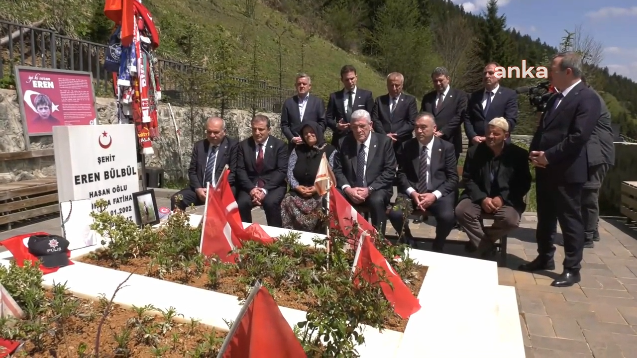 Dervişoğlu, Eren Bülbül ve Volkan Konak’ın mezarını ziyaret etti