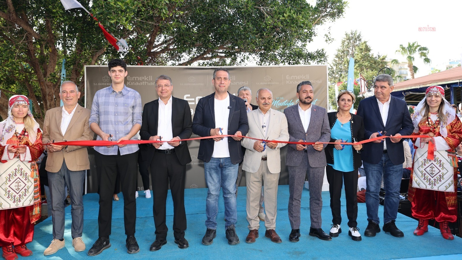 Silifke Belediyesi, Emekliler Kıraathanesi'ni hizmete açtı