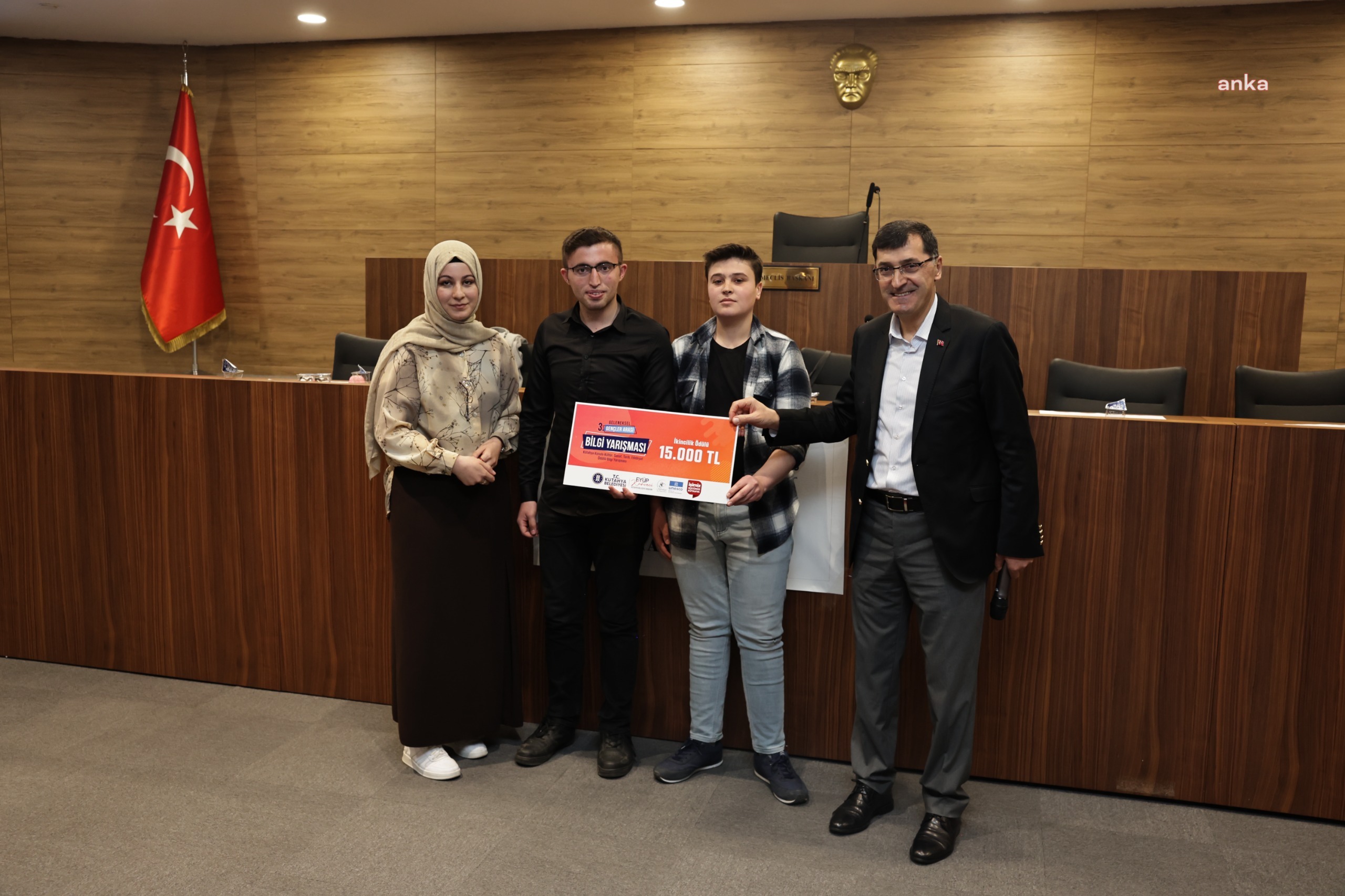 Kütahya'da gençler bilgileri ile yarıştı