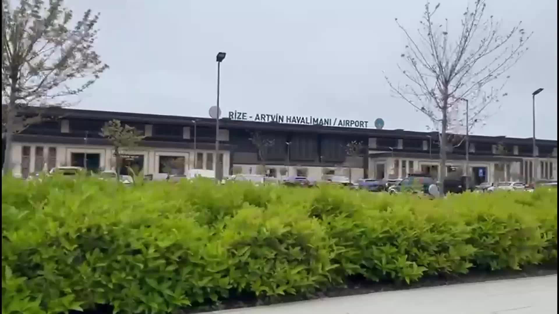 Artvinli taksiciler, Rize-Artvin Havalimanı'ndan yolcu almalarına izin verilmemesine tepkili