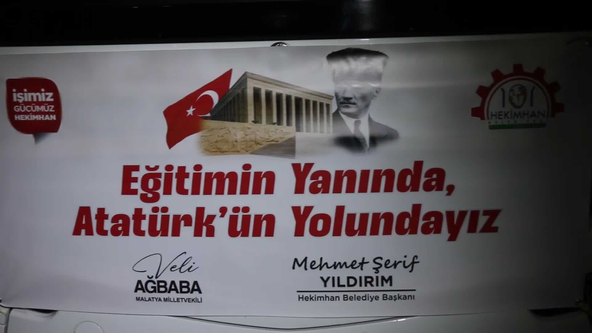 Hekimhan Belediye Başkanı Yıldırım, Hekimhanlı öğrencileri Anıtkabir ve TBMM ziyareti için Ankara'ya uğurladı