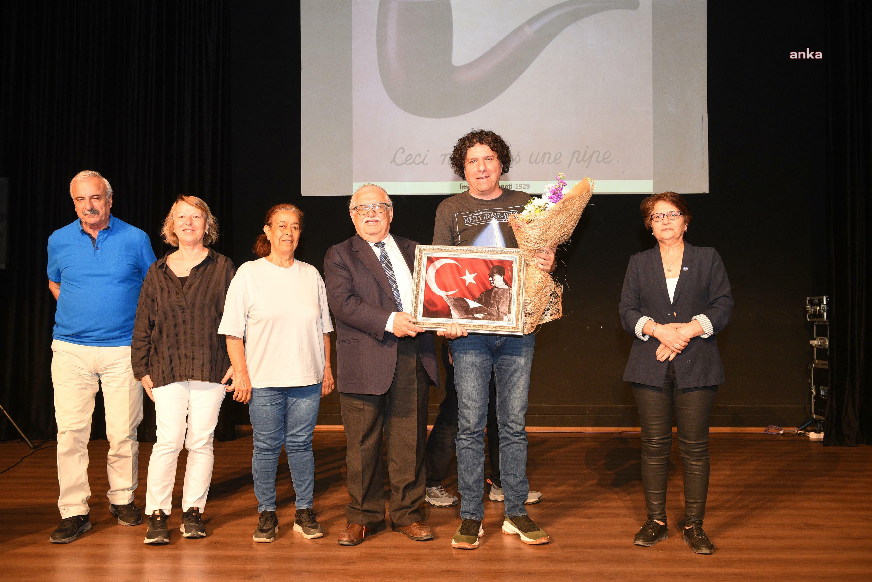 Balıkesir'de düzenlenen Cumhuriyet Söyleşileri’nde sanat konuşuldu