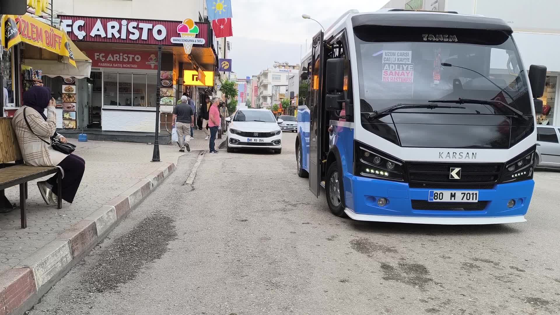 Osmaniye Kadirli'de dolmuş ücretlerine gelen zamma tepki gösteren vatandaş: "Emekliye zam yok, her şeye zam var"