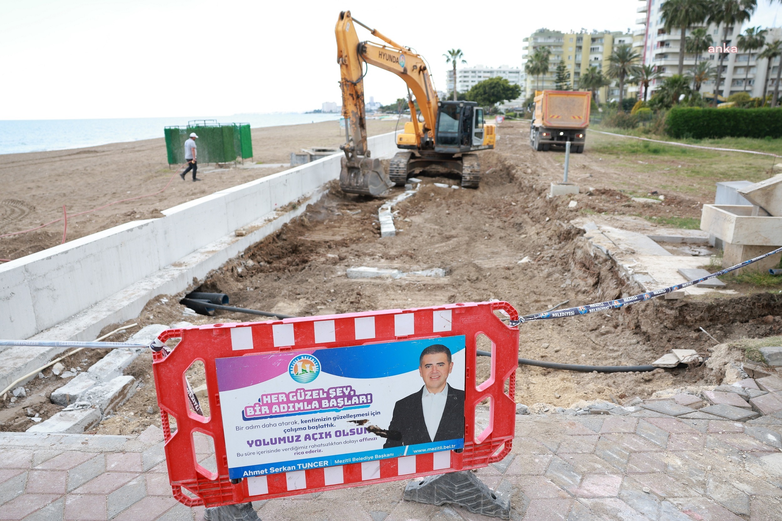 Mezitli Belediyesi ekipleri saha çalışmalarına devam ediyor