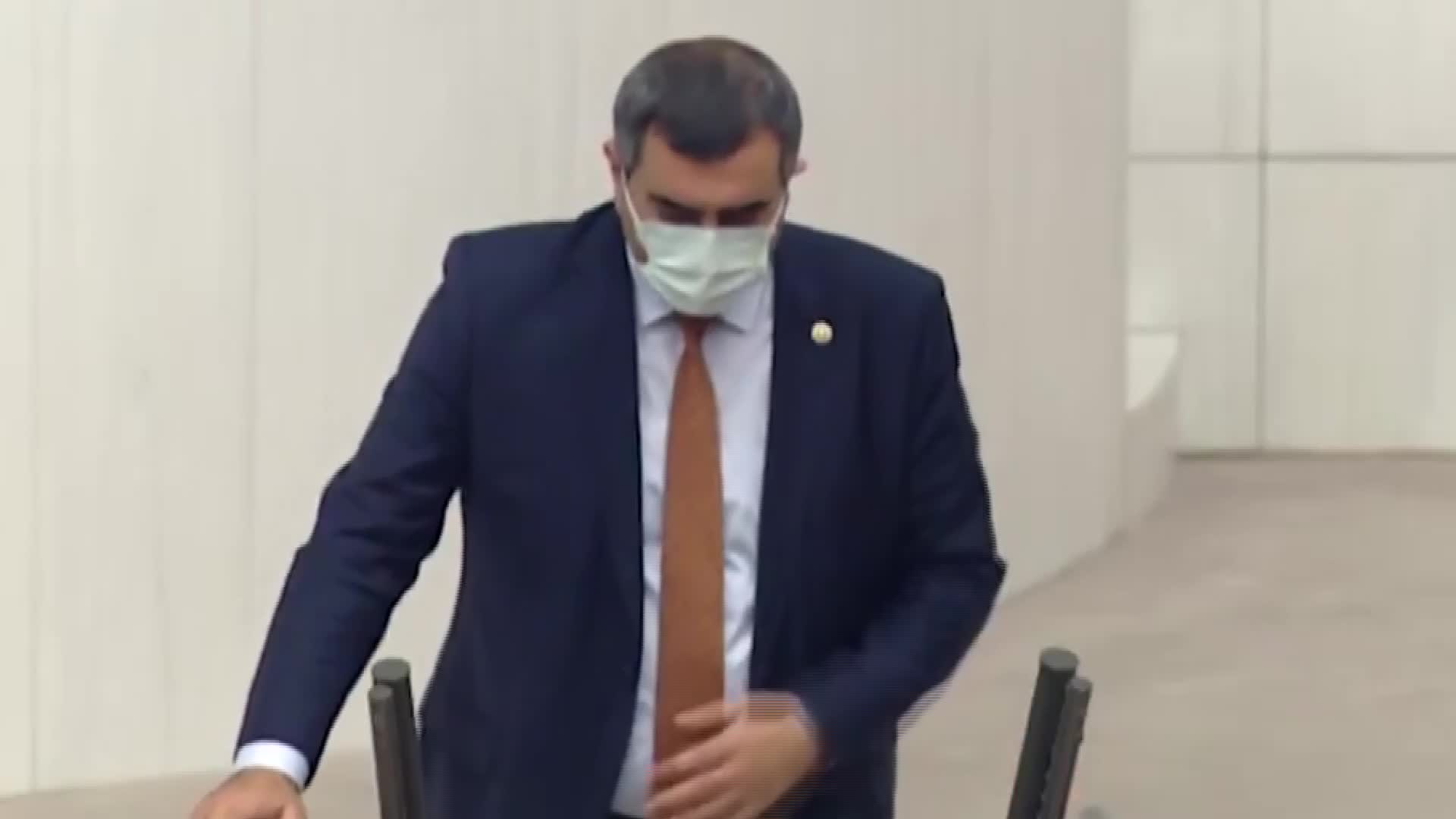 CHP'Lİ DR. ŞEKER:  CORONAVİRÜSÜ ARTIK AŞIYLA ÖNLENEBİLİR BİR HASTALIK ANCAK SAĞLIK BAKANLIĞI BÜTÇESİNDE AŞI İÇİN YETERLİ PAY YOK!