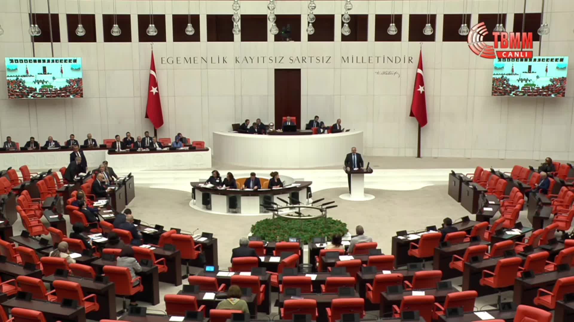 TBMM Genel Kurulu... CHP'li Türeli: "Böyle gayri ciddi yasama faaliyeti olmaz. Parlamentonun itibarına gölge düşürüyorsunuz"