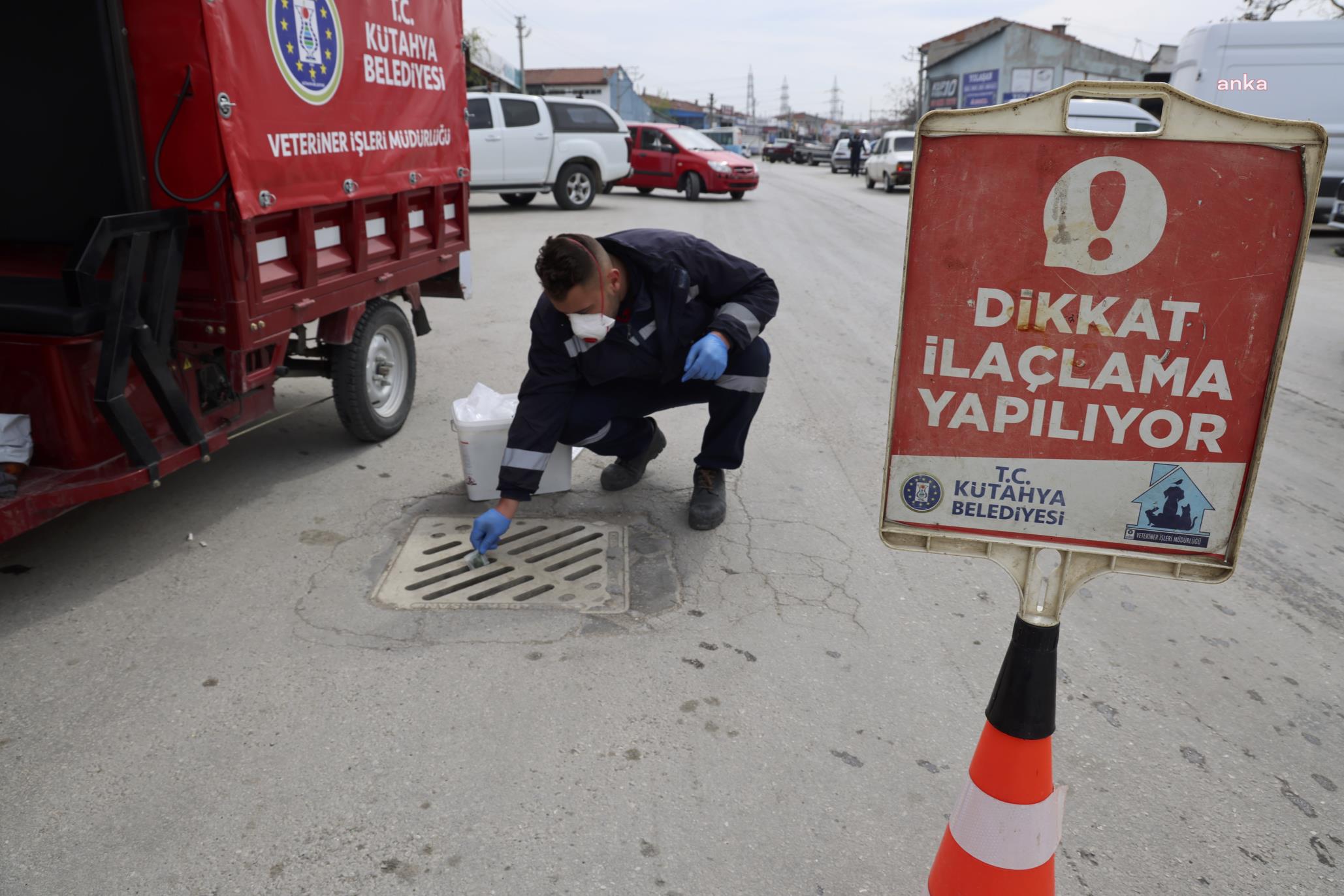 Kütahya Belediyesi’nden sanayi sitesinde ilaçlama çalışması