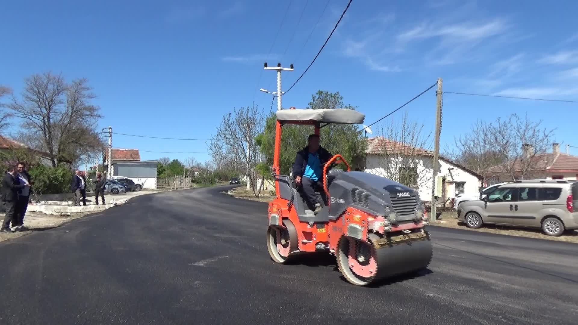 Edirne’de iki köy arası toprak yol 7 yıl sonra asfaltlandı