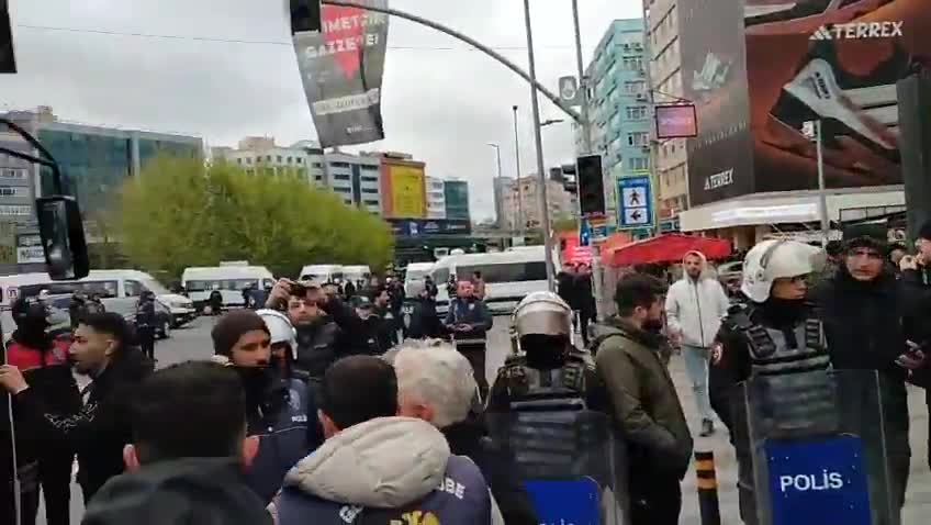 Ezilenlerin Sosyalist Partisi: Eş Genel Başkanımız Çepni ile SKM MYK üyemiz Topal gözaltına alındı