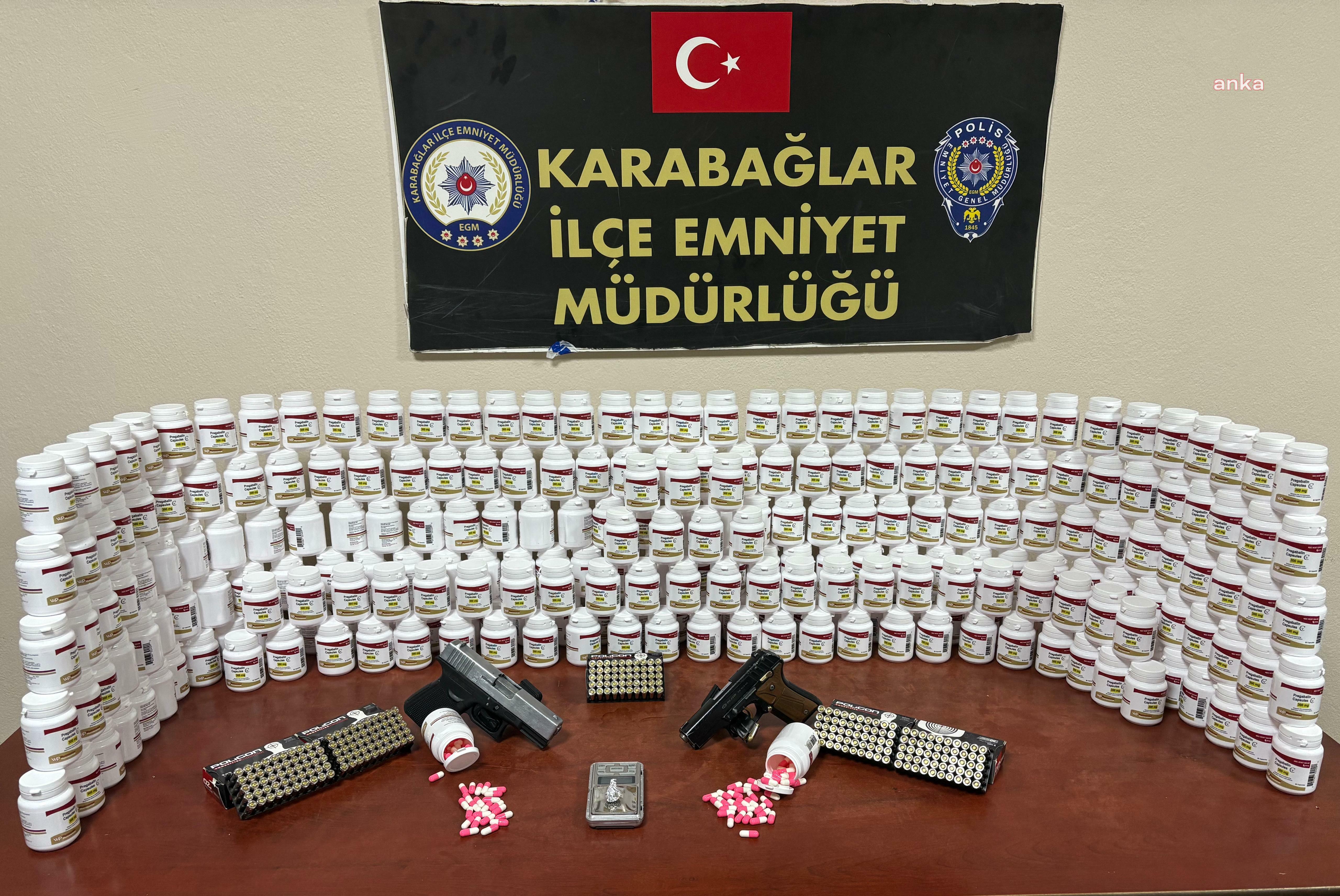 İzmir’de uyuşturucu operasyonu: 13 bin 776 sentetik ecza maddesi ele geçirildi