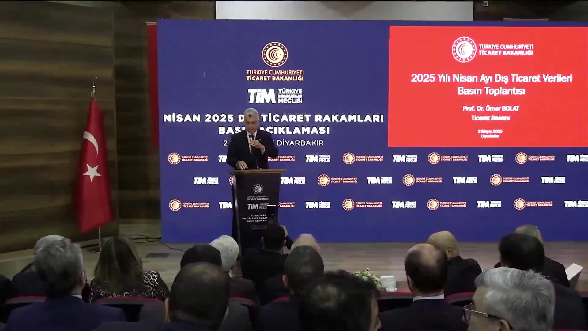 Bakan Bolat, Türkiye’nin nisan ayı ihracat verilerini açıkladı: “Nisanda ihracat 20.9 milyar dolar, ithalat 33 milyar dolar oldu''