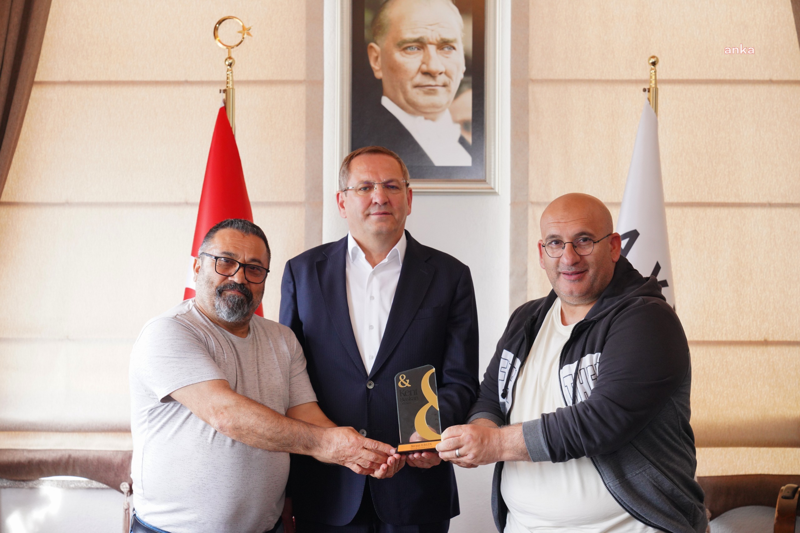 Ayvalık Belediyesi’ne “Öğrenci Kent Lokantaları” projesiyle ödül