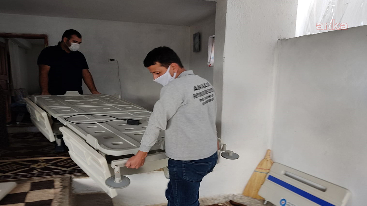 BİR SAĞLIK ÇALIŞANI DAHA KORONAVİRÜS NEDENİYLE YAŞAMINI YİTİRDİ