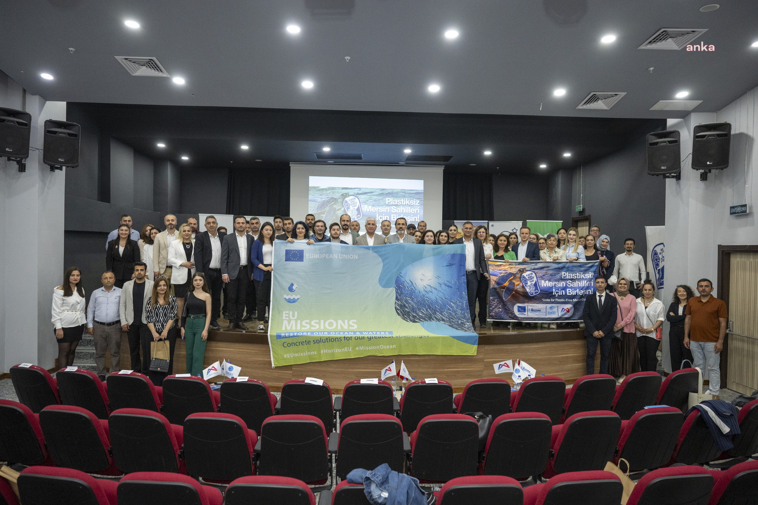 "Plastiksiz Mersin Sahilleri İçin Birleşiyoruz" projesinin kapanış toplantısı gerçekleştirildi