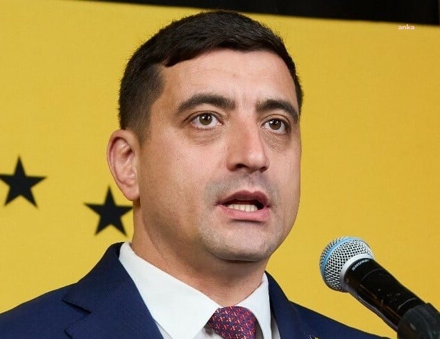 Romanya’daki Cumhurbaşkanlığı seçimlerinin tekrarlanan ilk turunu, aşırı sağcı Simion önde bitirdi