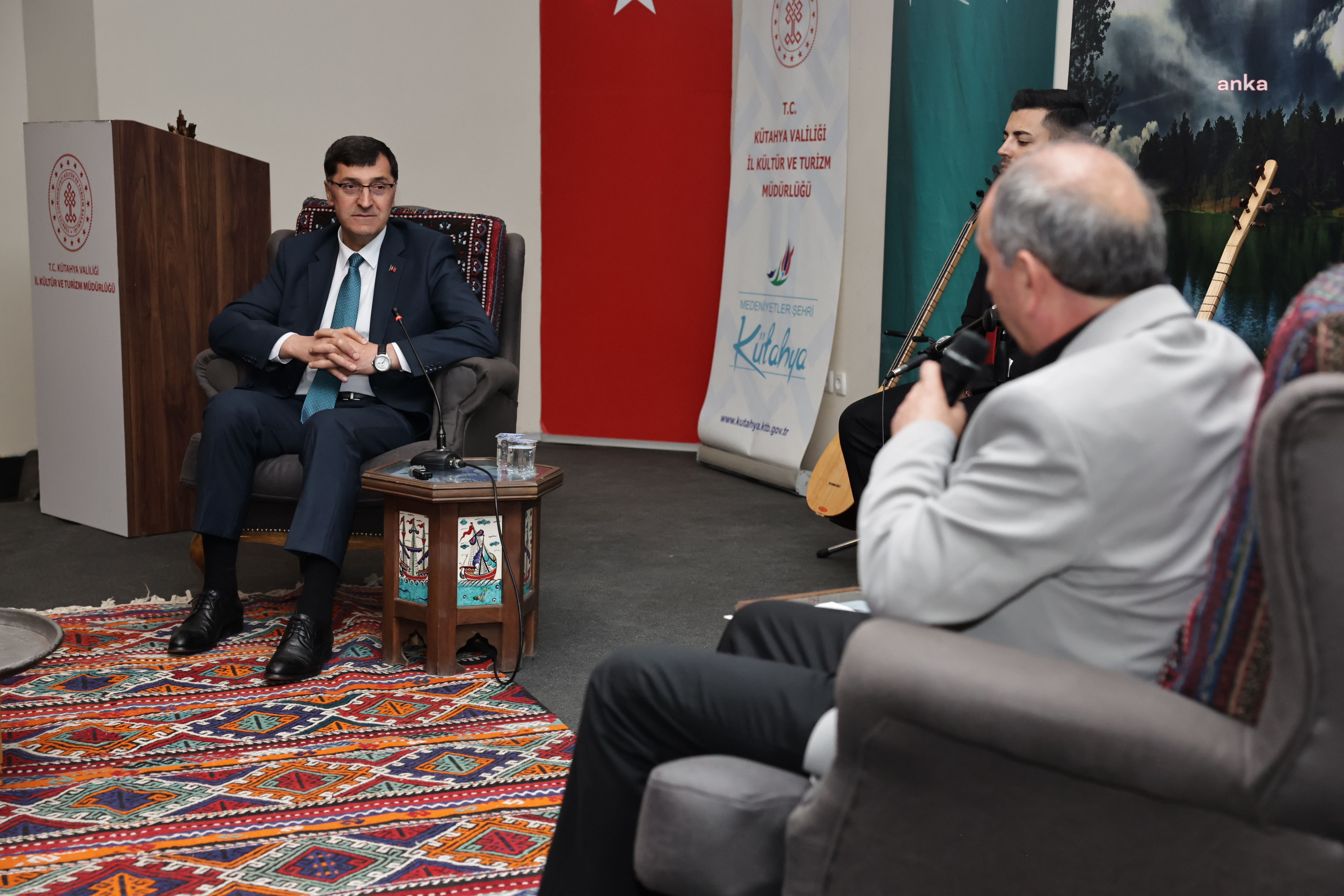 Kütahya Belediye Başkanı Kahveci, "Müzikçe Pazartesi Söyleşileri"ne katıldı