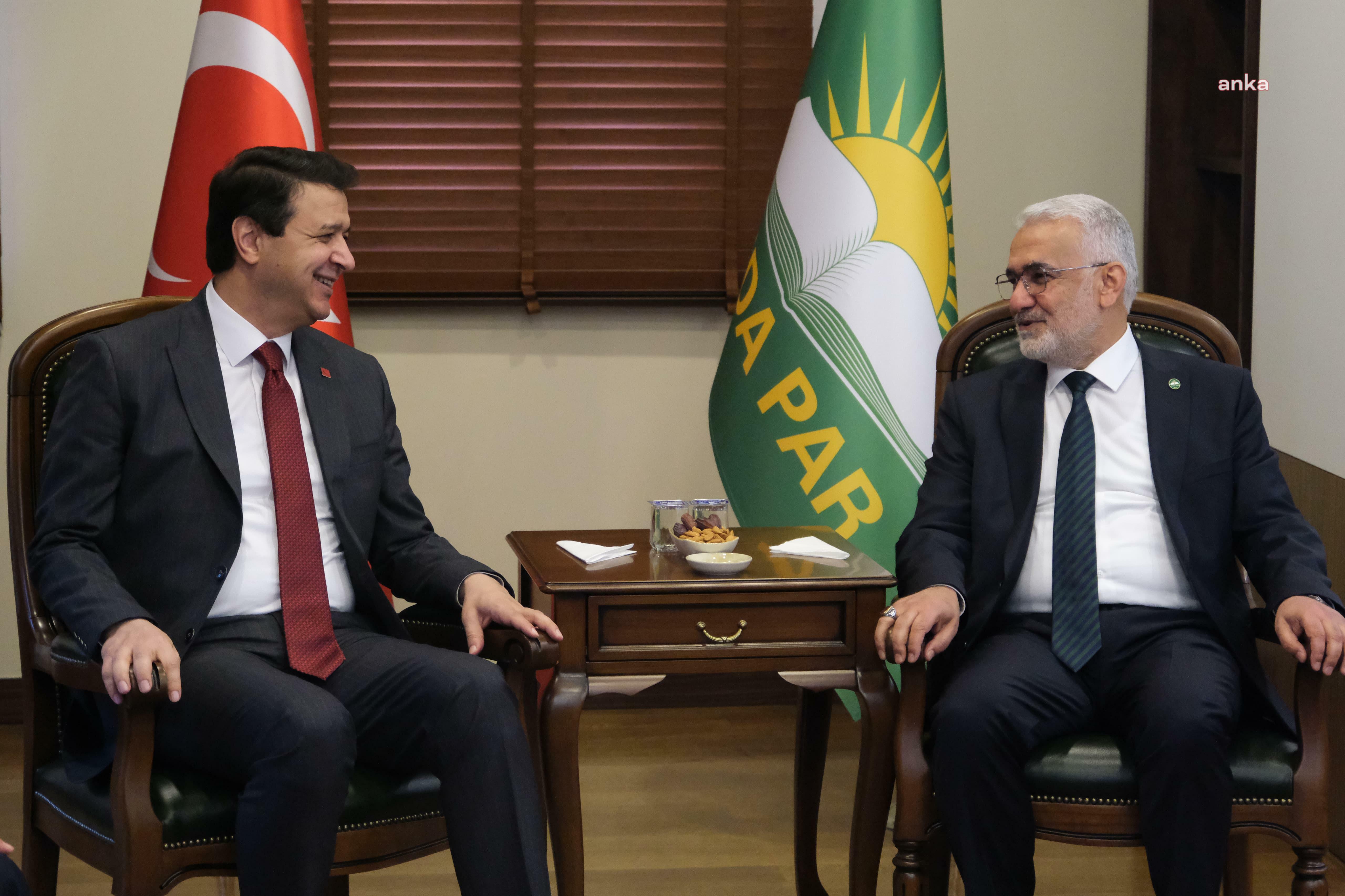 Saadet Partisi Genel Başkanı Arıkan'dan HÜDA PAR Genel Başkanı Yapıcıoğlu'na ziyaret... Yapıcıoğlu: "Özgür Özel'e şiddet eylemini bir kez daha kınıyorum"