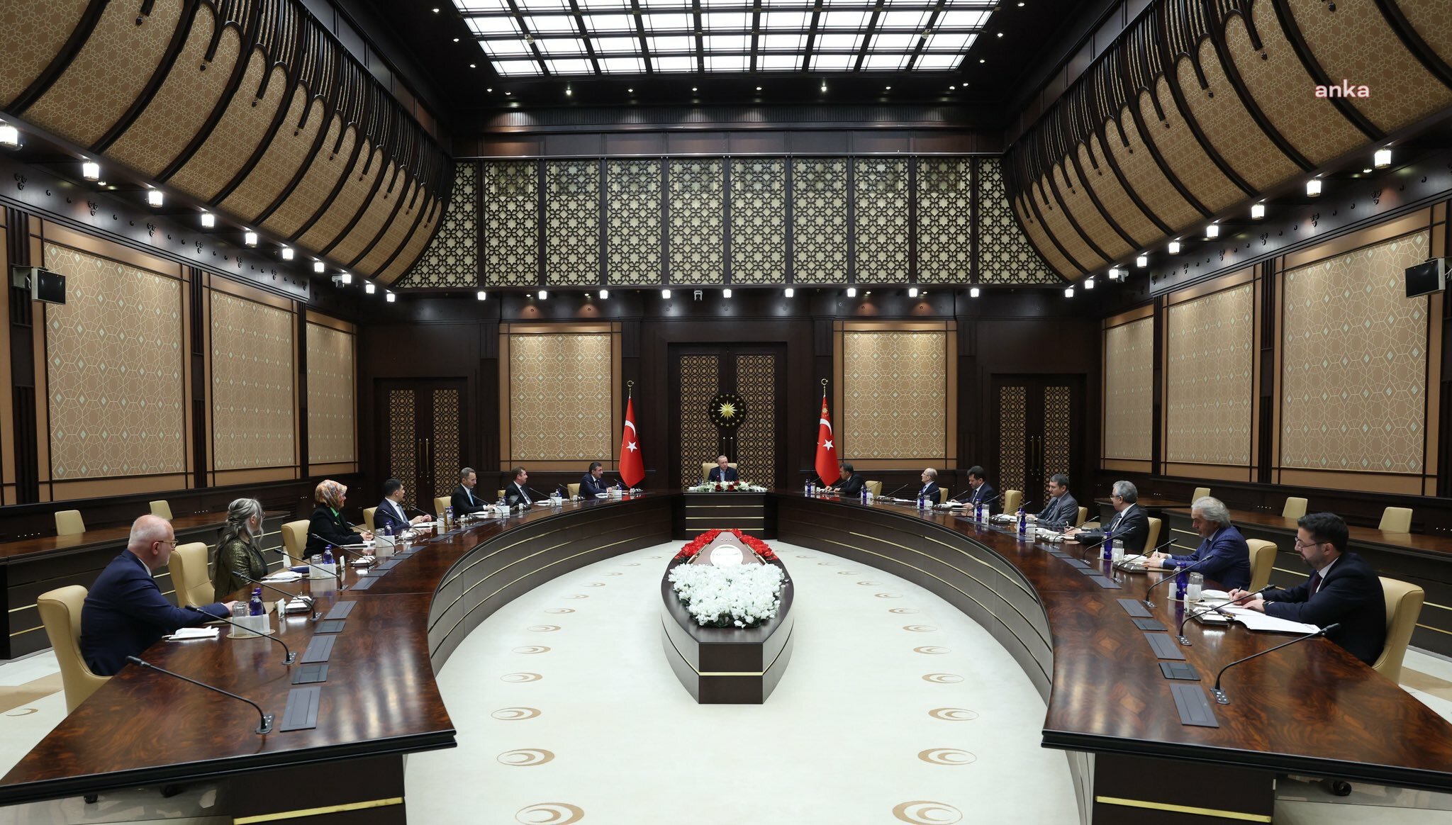 Cumhurbaşkanı Erdoğan, Cumhurbaşkanlığı Politika Kurullarının başkanvekillerini kabul etti