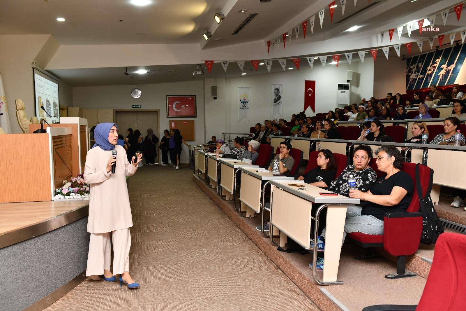 Çiğli Belediyesi’nden kadınlar için sağlıklı yaşam paneli