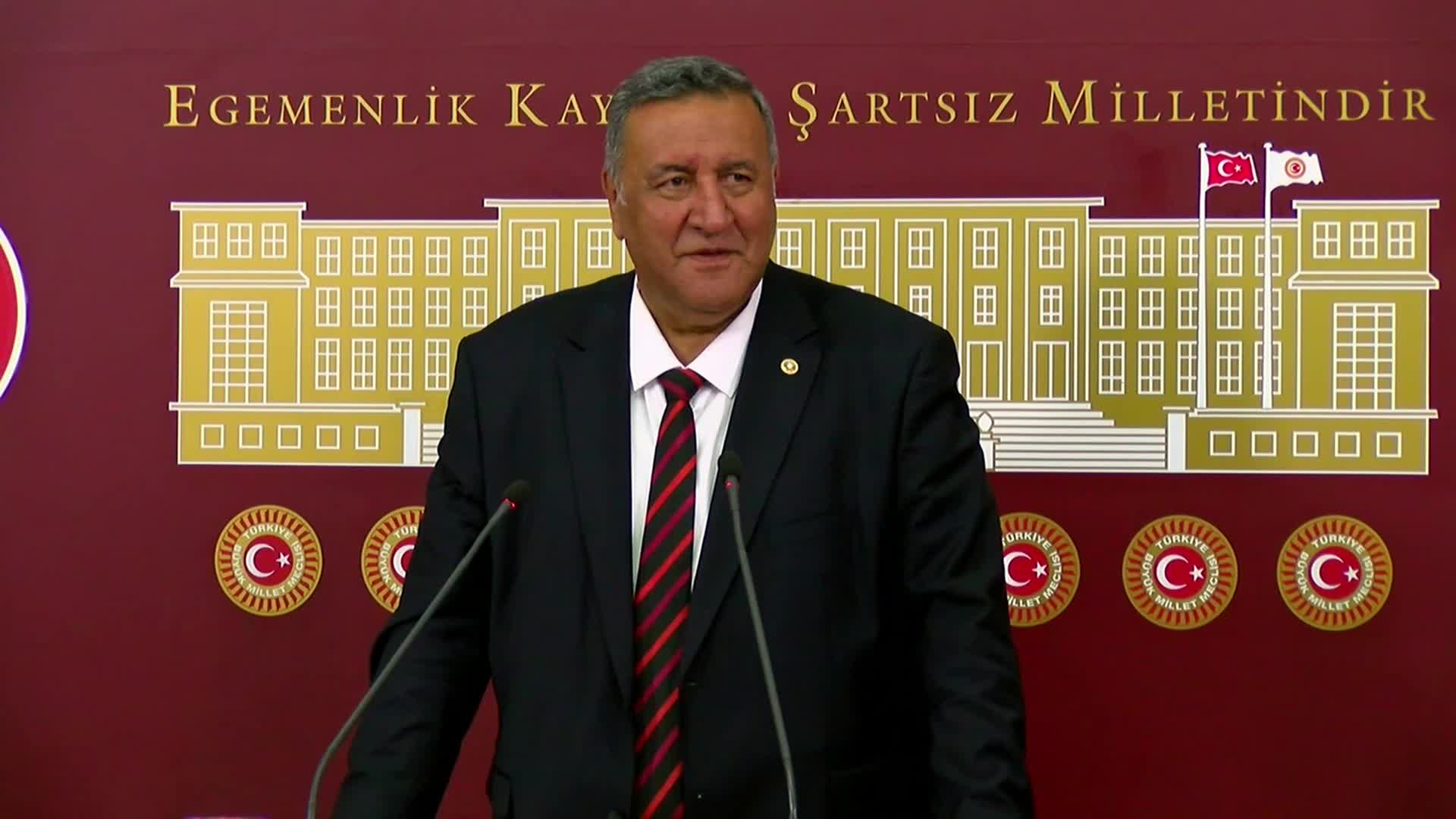 Ömer Fethi Gürer: "Yönetimin anlayışı değişmeyeceğine göre, yapılacak bir erken seçimle halkın bakışını oylayalım"