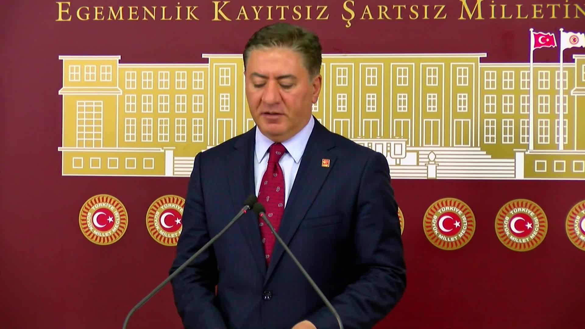 CHP’li Emir: “Hakan Fidan’ın özgeçmişindeki lisans eğitimini YÖK ya da E-Devlet tanıyor mu, tanımıyor mu”