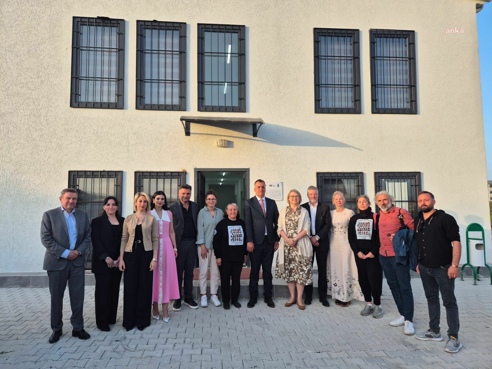 Danimarka, Norveç, İsveç ve Finlandiya'nın Ankara Büyükelçileri, Adalet Peşinde Aileleri Platformu ile Hatay'da buluştu