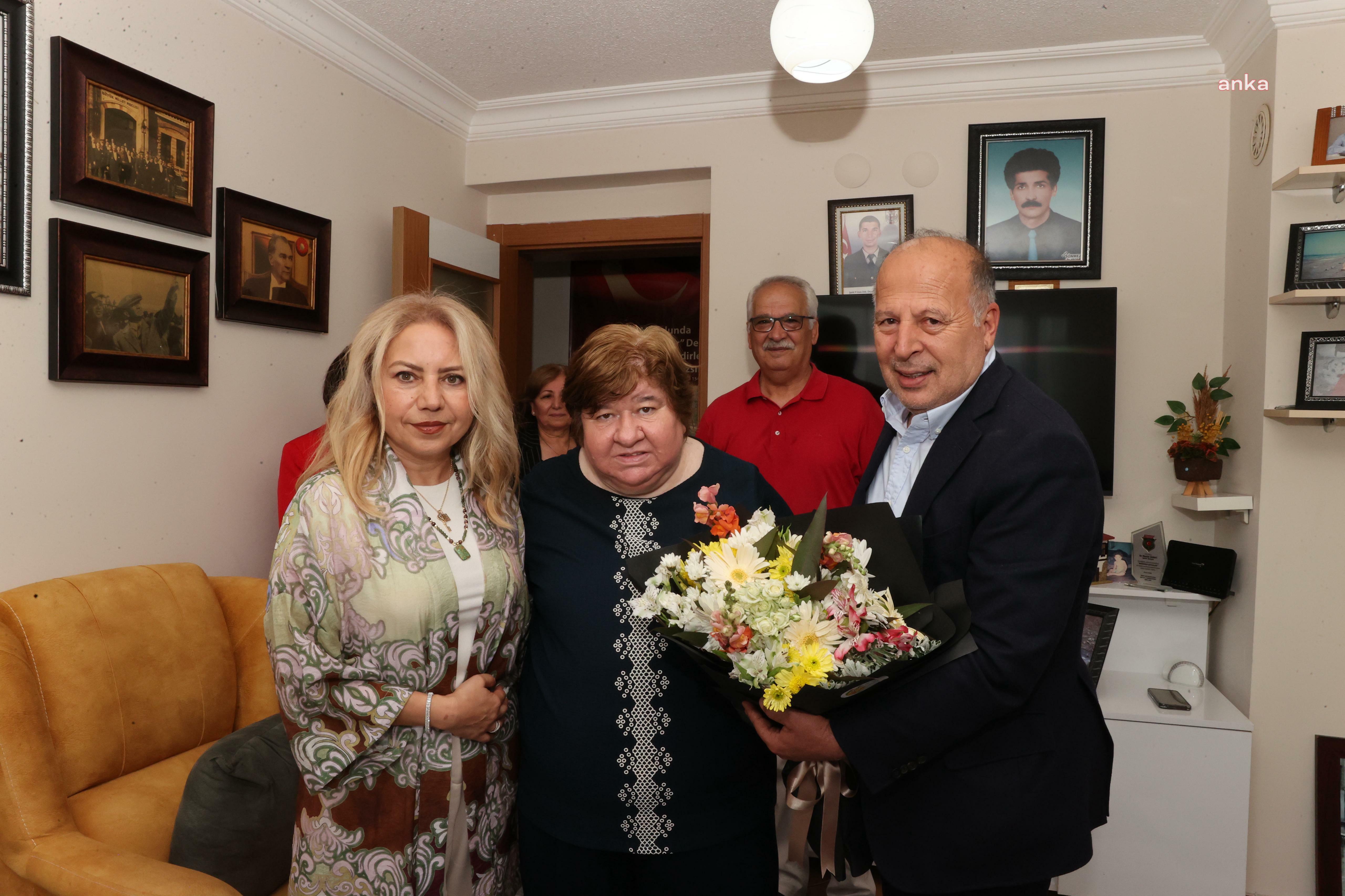 Yüreğir Belediye Başkanı Demirçalı'dan şehit annelerine "Anneler Günü" ziyareti