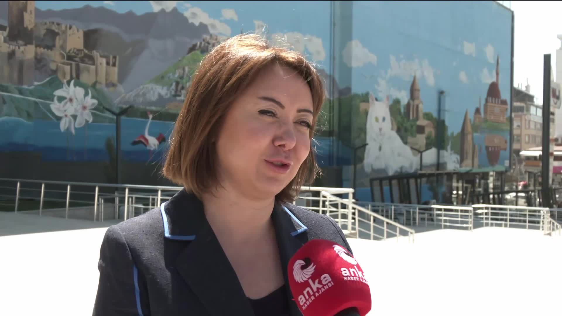 CHP’nin “Milet İradesine Sahip Çıkıyor Mitingi” yarın Van’da... Gül Çiftci: “Bu meydan, ‘siyasi tutsaklık sona ersin’ diyenler tarafından doldurulacak”