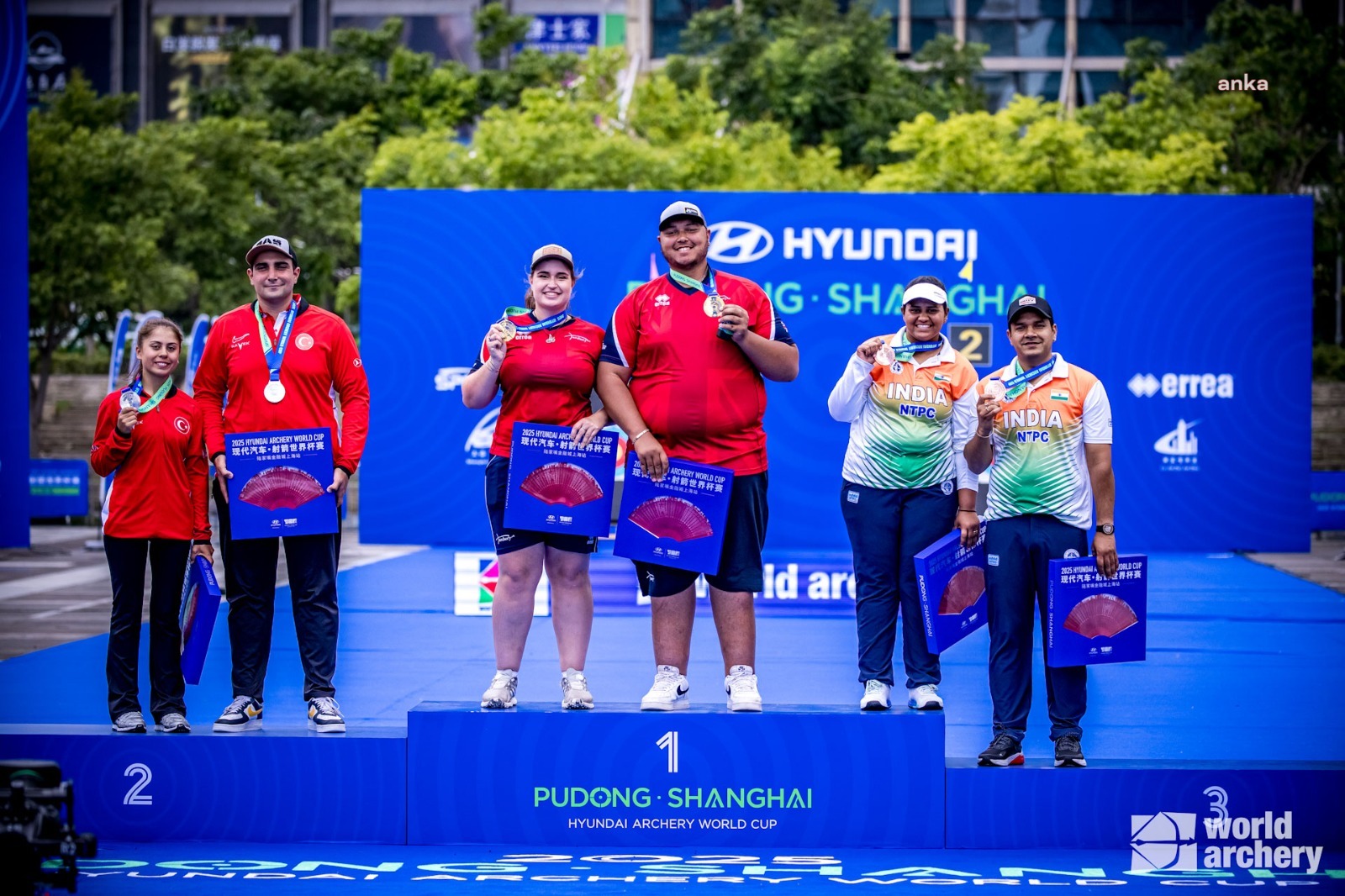 Muğla Büyükşehir Belediyesi sporcusunun yer aldığı milli takımdan yeni dünya rekoru