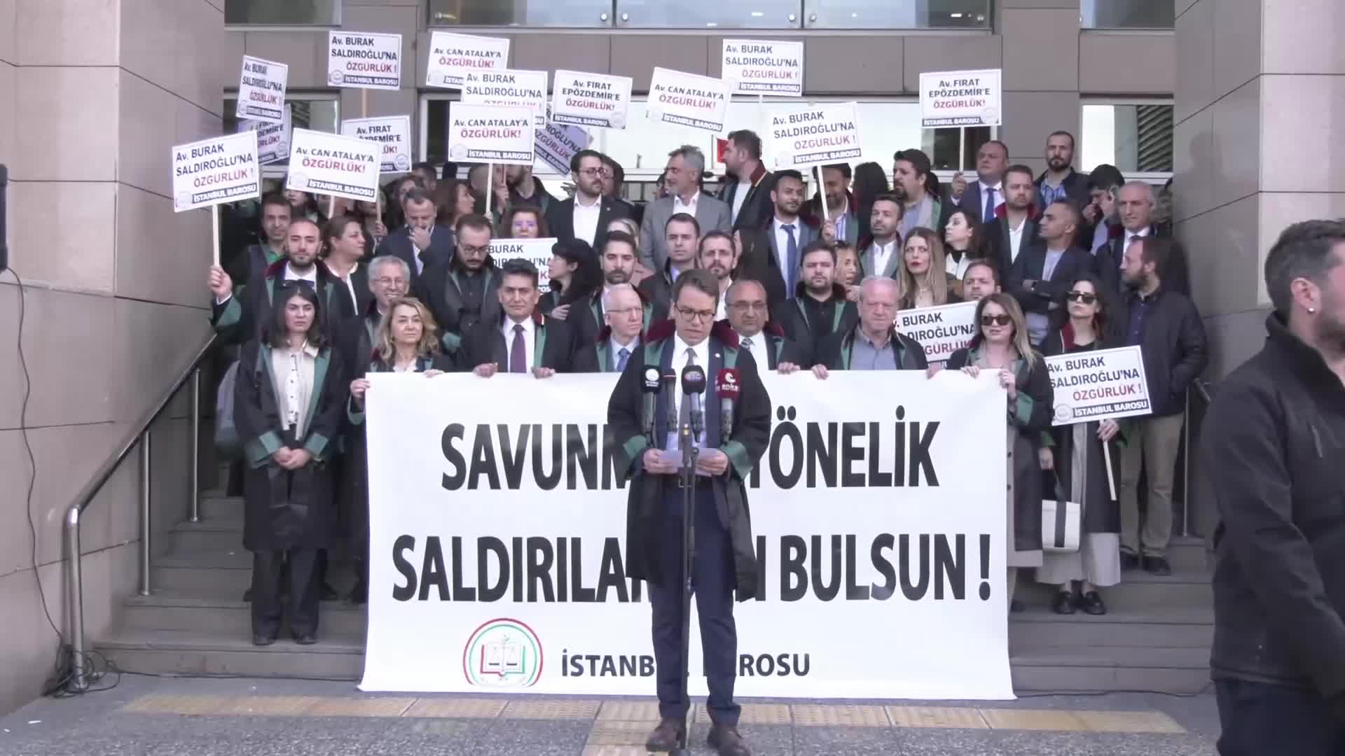 İstanbul Barosu'dan avukat Saldıroğlu'nun, "Cumhurbaşkanına hakaret"ten tutuklanmasına tepki: "Tutuklama hukukla, yasayla açıklanamaz"