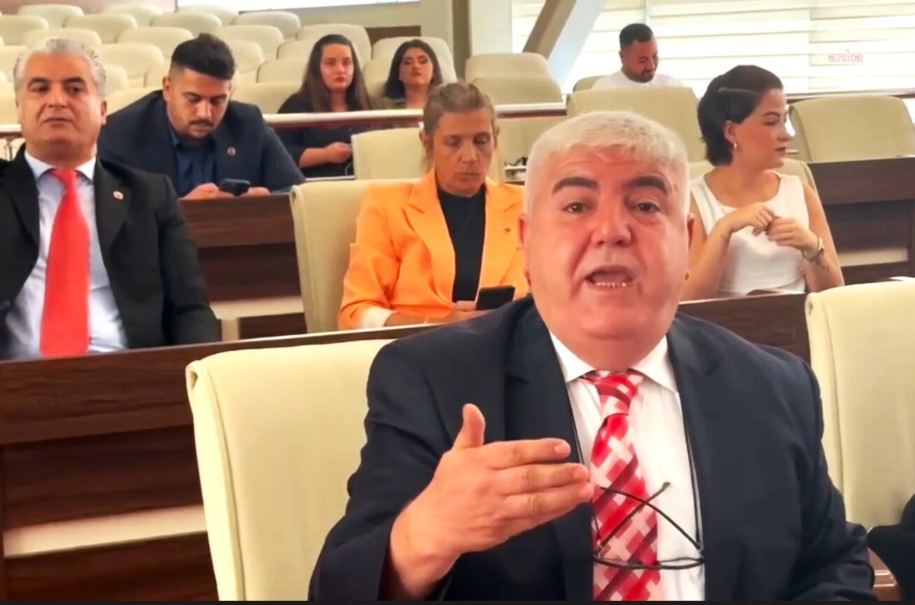 AK Parti’li Sultangazi Belediye Başkanına "sınırsız yetki" yargıdan döndü