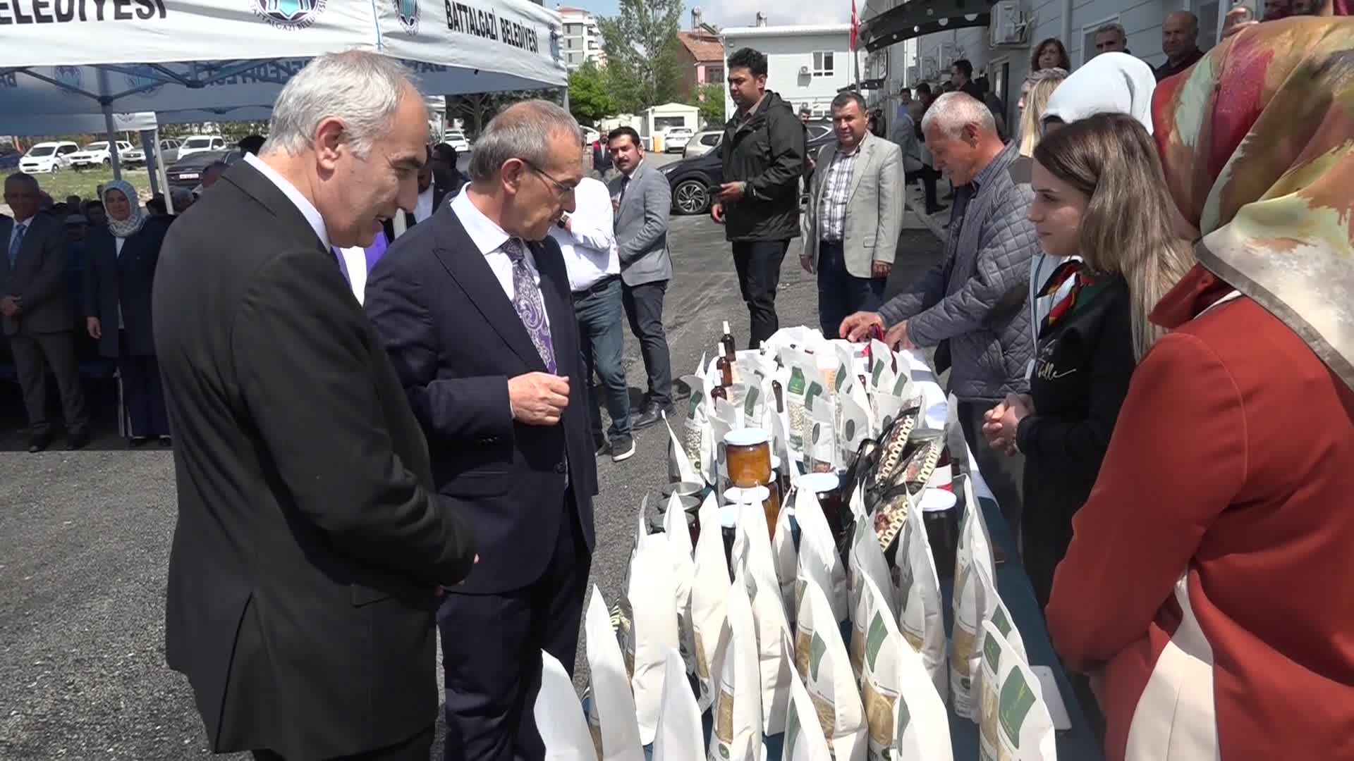 Malatya İl Tarım ve Orman Müdürlüğü çiftçilere 1 milyon 850 bin sebze fidesi dağıttı