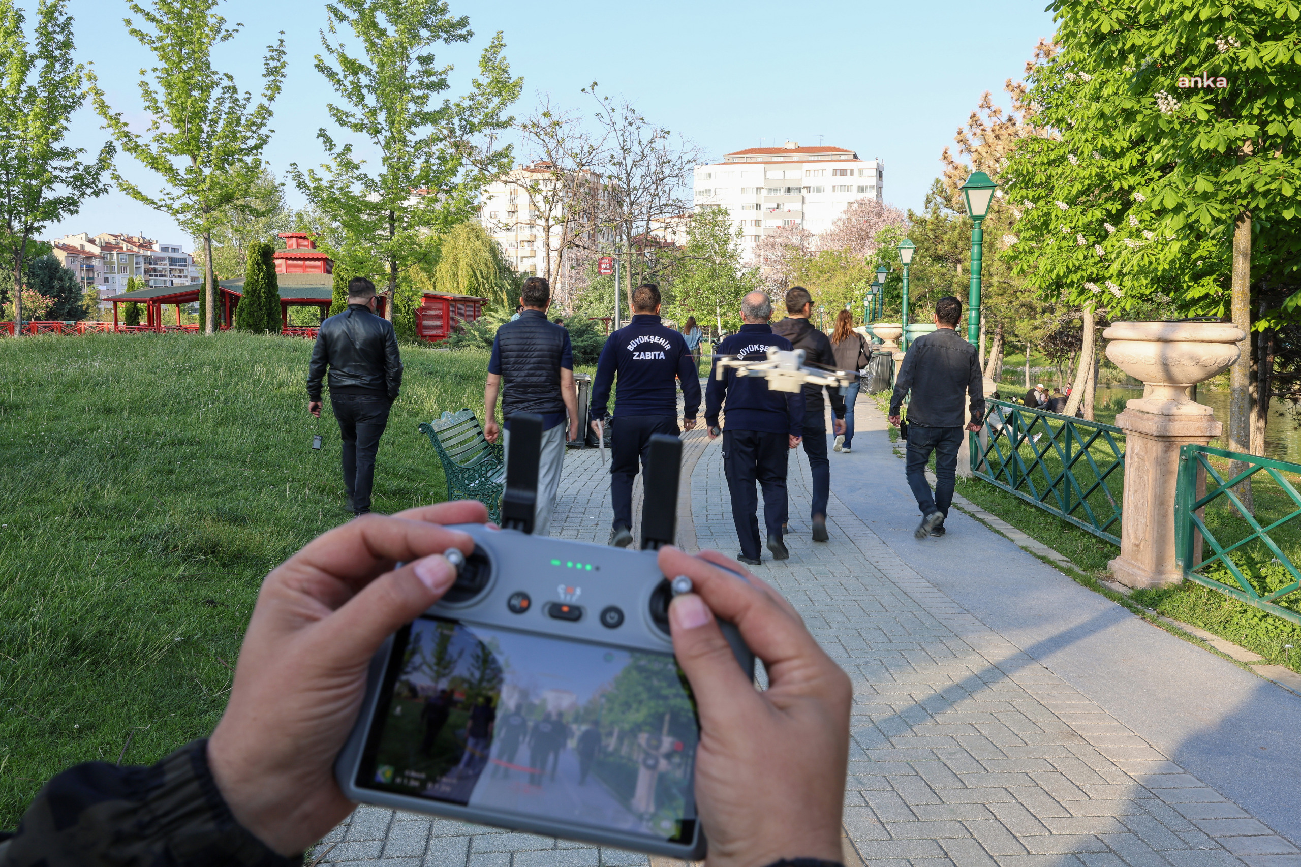 Eskişehir Büyükşehir Belediyesi, şubat ayından bu yana çevreyi kirleten 734 kişiye idari para cezası uyguladı