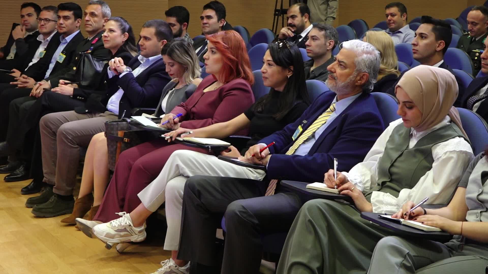 PKK'nın fesih kararı... Tuğamiral Zeki Aktürk: "Süreçte yaşanabilecek sözlü ve eylemsel provokasyonlara dikkatli ve hazırlıklıyız"