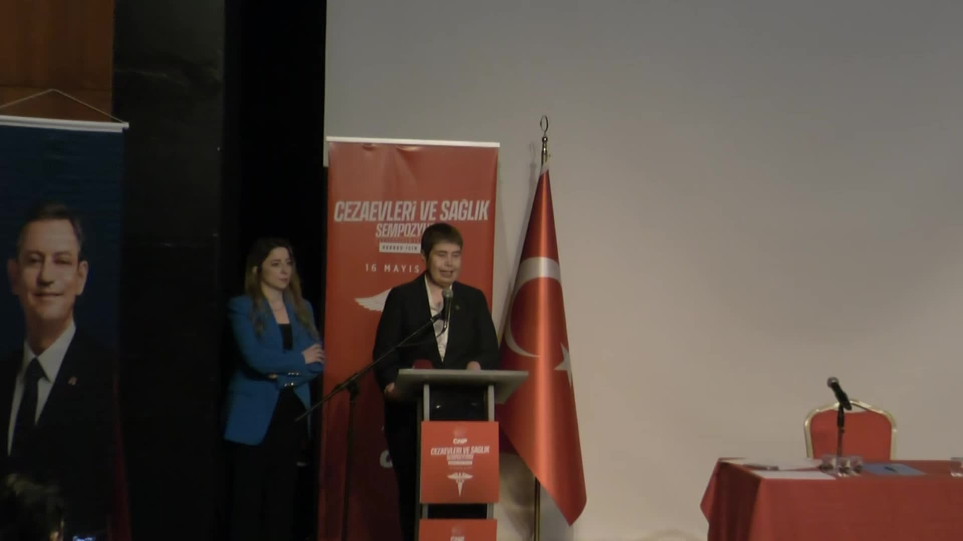 Cezaevleri ve Sağlık Sempozyumu... Aksaz Şahbaz: "İnsan hakları kuruluşlarınca hazırlanan raporlar, ceza ve tutukevlerinde bin 413 hasta mahpus bulunduğunu ortaya koyuyor"