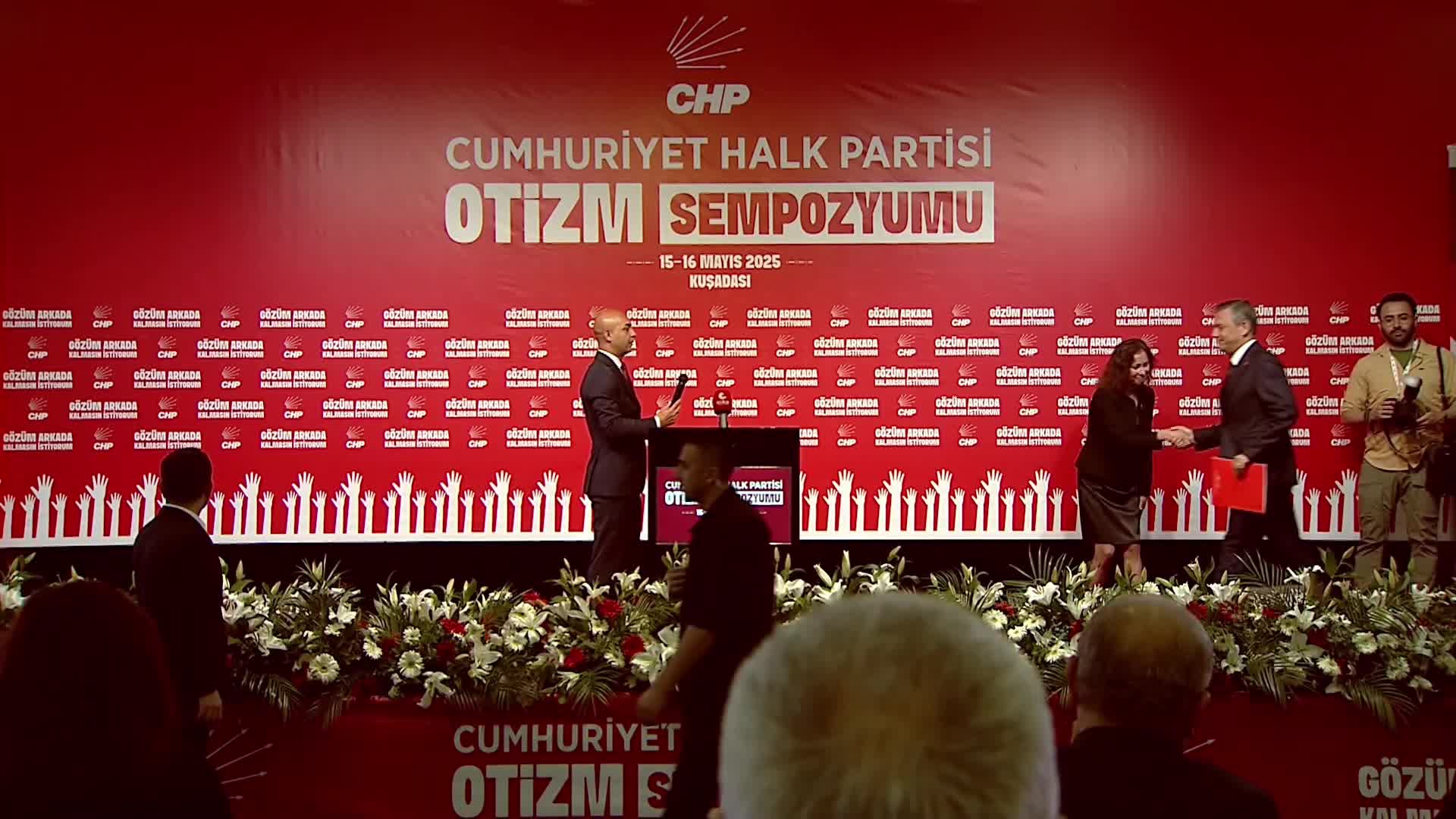 CHP Genel Başkanı Özel, Otizm Sempozyumu'nda: Temel vaadimiz, 2018’de STK’larla birlikte ortaya çıkan otizm eylem planına sahip çıkmak